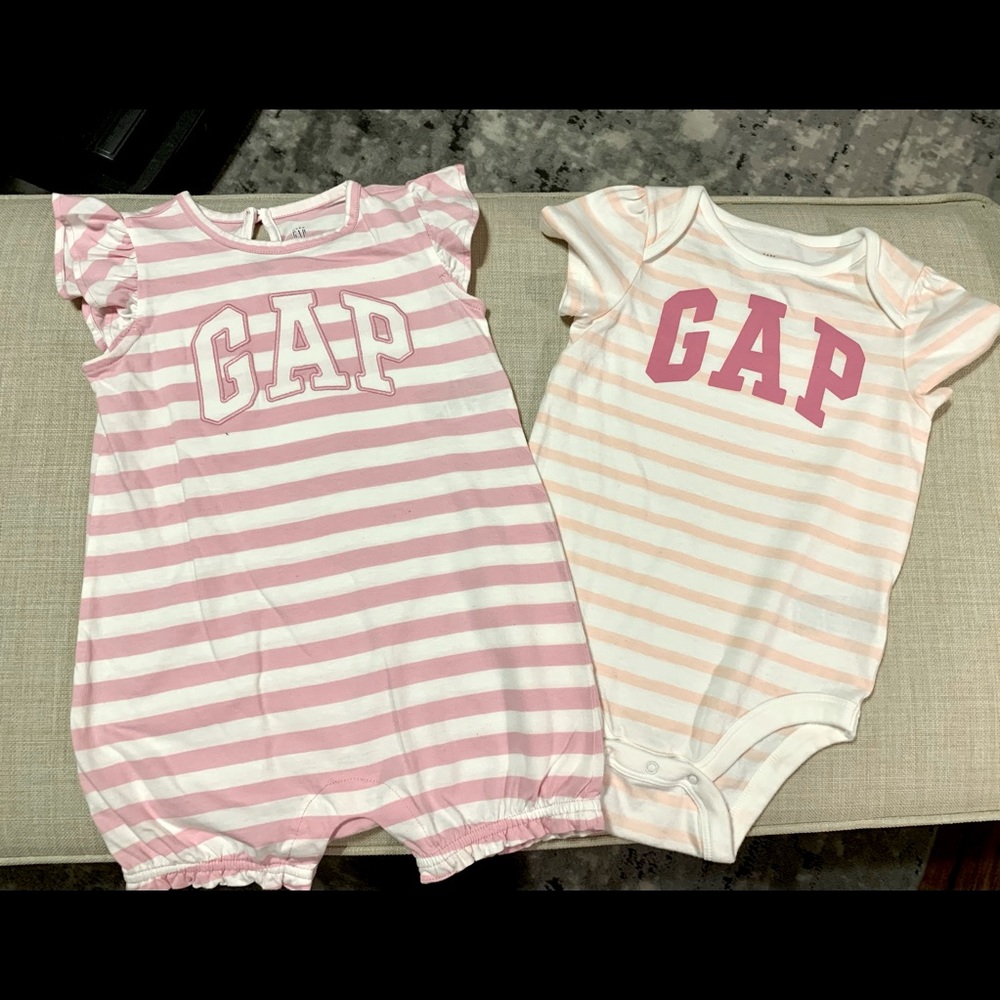 Baby Gap 🌸 Sz. 18-24 mos.